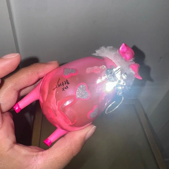 Betsey Johnson Pink Pig  Blown Glass  Ornament - Picture 7 of 8